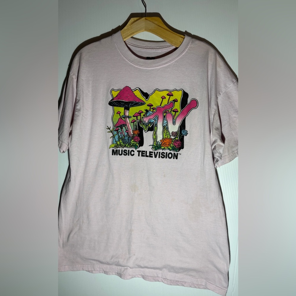 MTV Graphic T-Shirt in Light Pink